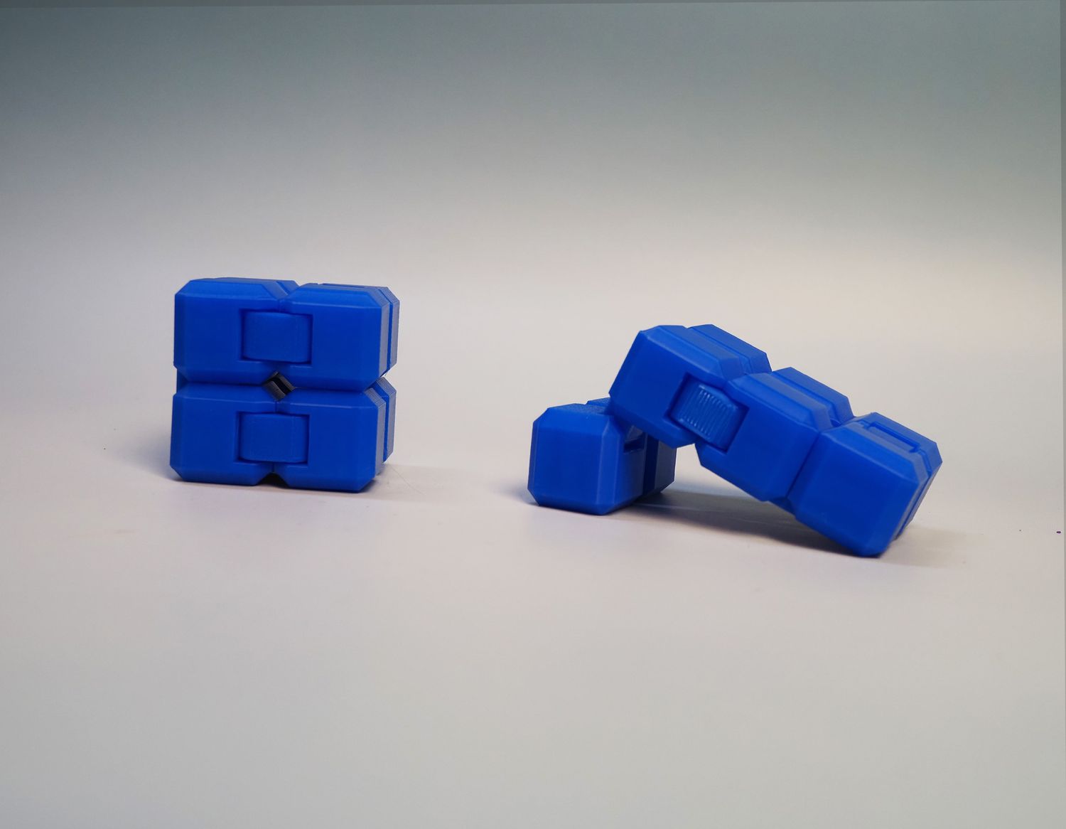 Infinity cube - niekończąca się kostka - niebieska