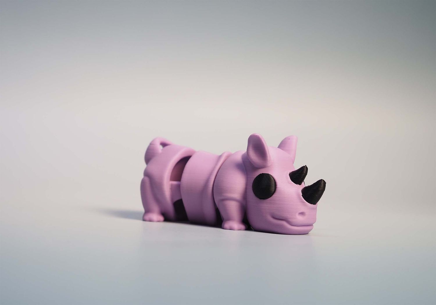 Nosorożec - brelok fioletowy