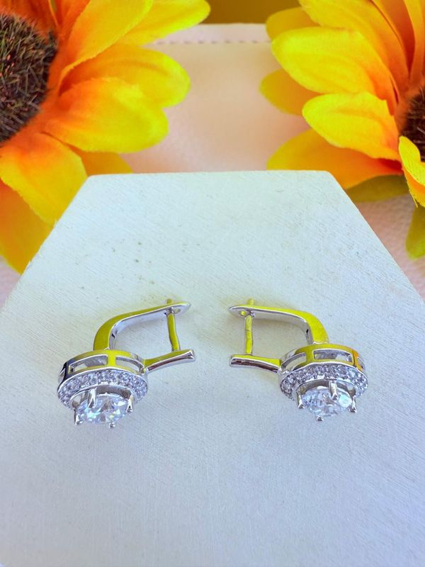 BRINCO PENDENTE REDONDO PEDRA ZIRCONIA LUXO BANHADO A PRATA 925