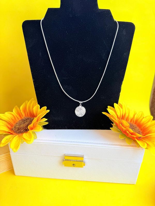 COLAR PINGENTE BERLOQUE AMOR FE SAUDE E ESPERANCA BANHADO A PRATA 1000