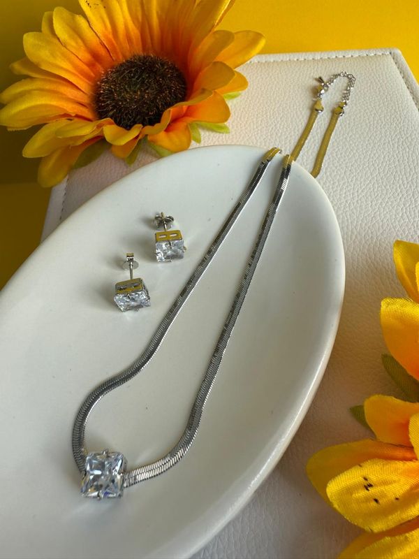 CONJUNTO SERPENTE PEDRA QUADRADA RODIO BRANCO COM ZIRCONIA