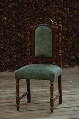 Antique &amp; Vintage Chairs