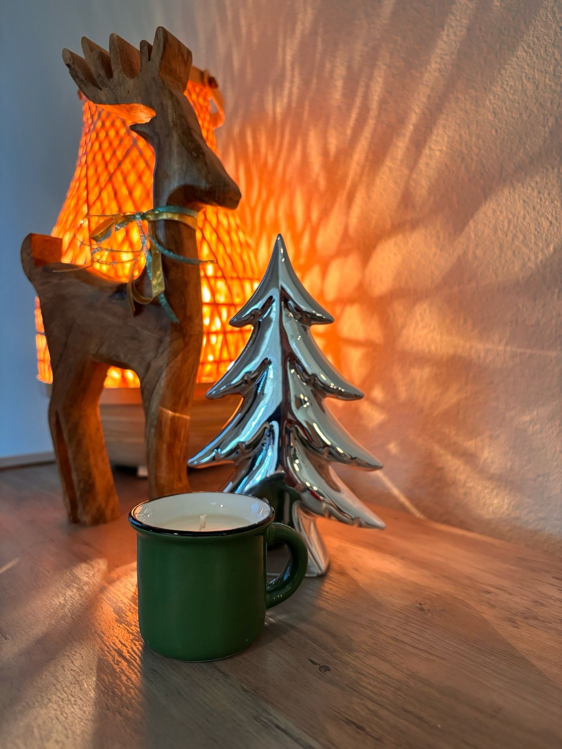 Mini Soy Candle Peppermint mocha In Green Mug