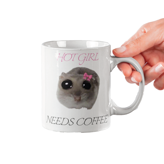 Kubek Śmieszny z Chomikiem trendowym "HOT GIRL NEEDS COFFEE" 330 ml