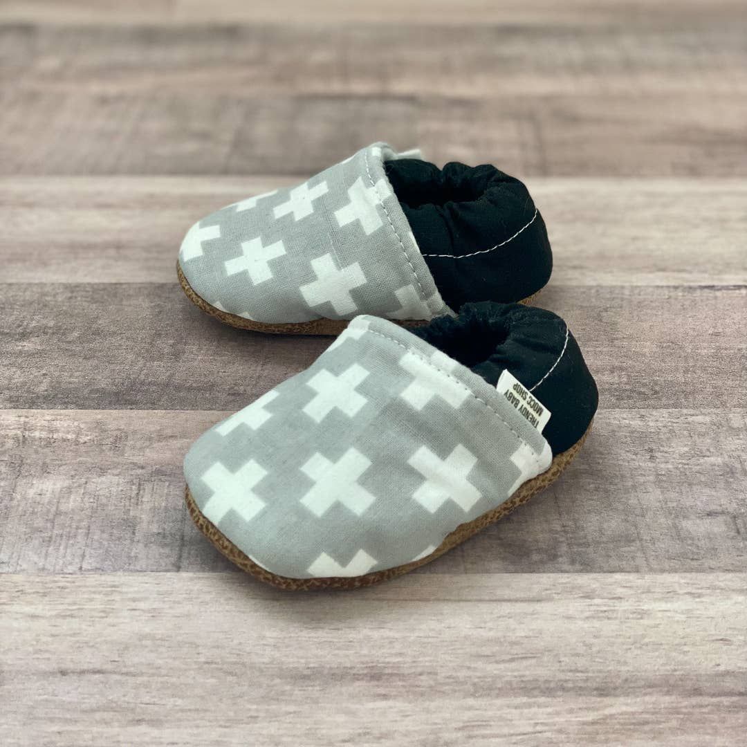 Jumbo Swiss Cross Moccasins, Size: 0-3 Months