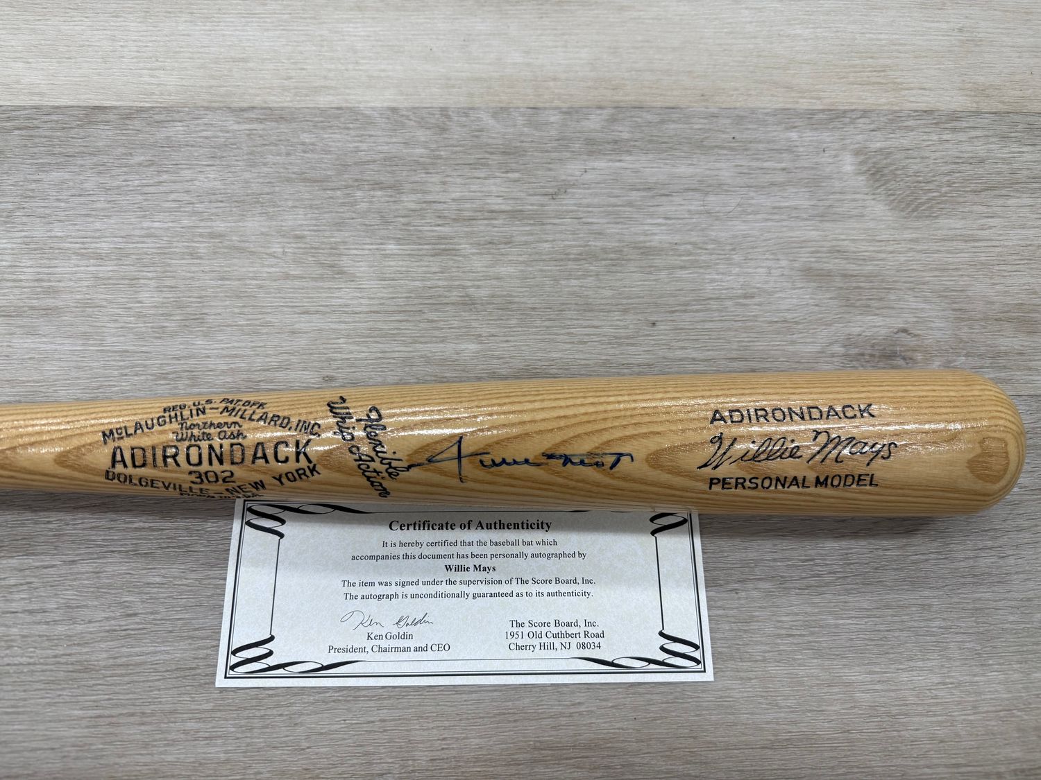 Willie Mays Signed Baseball Bat
