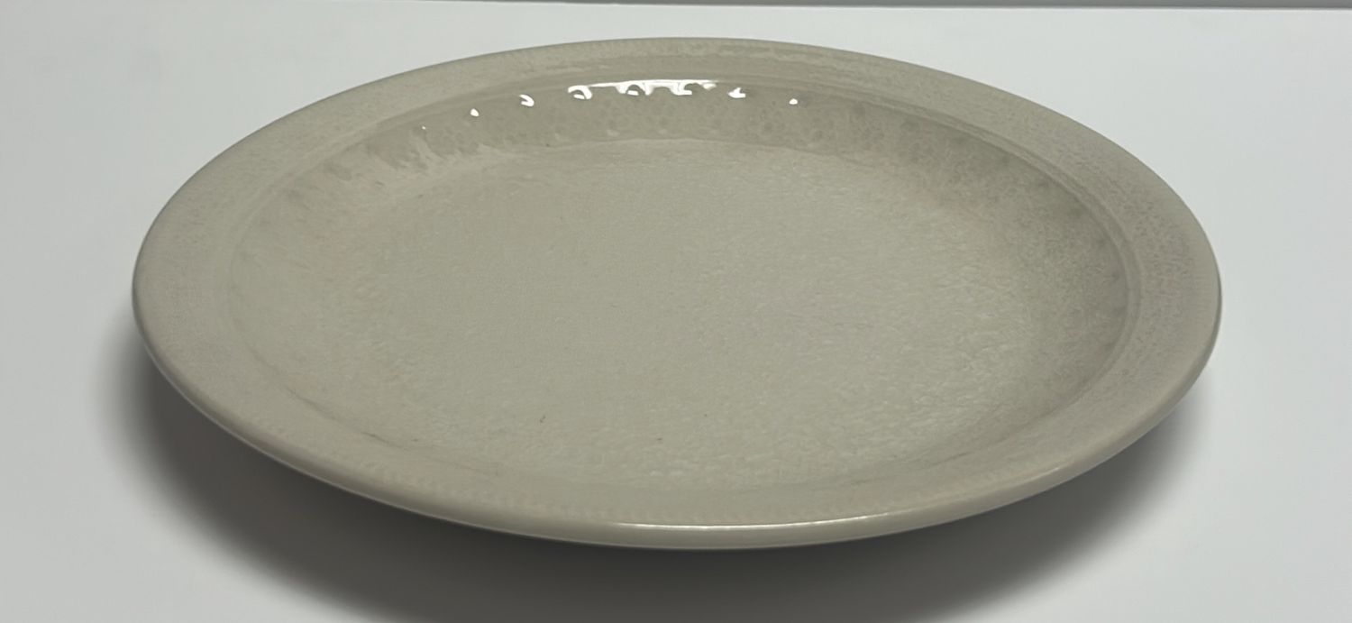 Ceramic plate, assorted colors