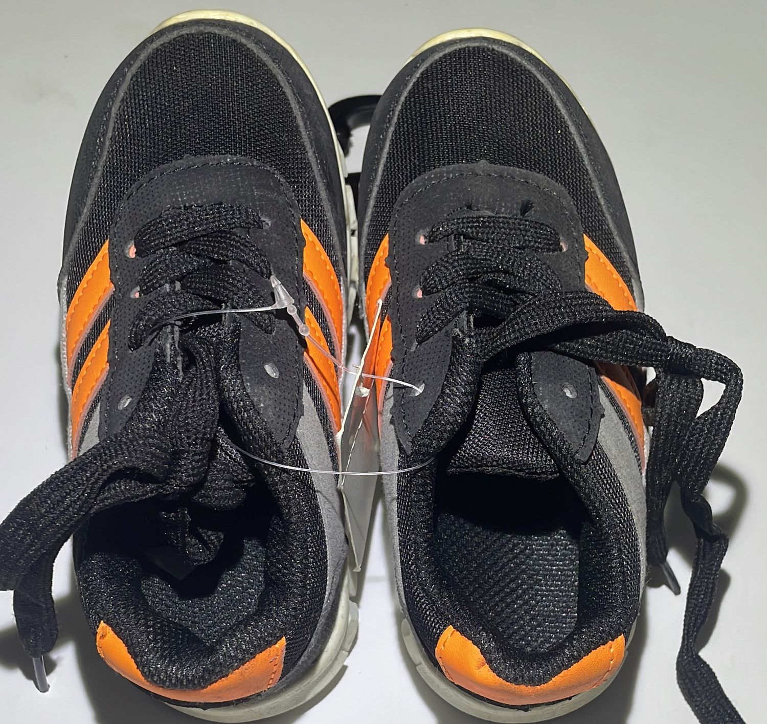 Children sport shoes;3 ASST CLR