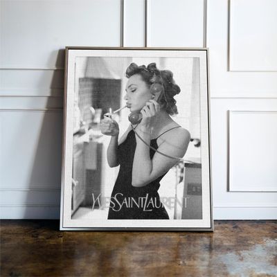 Luxury Fashion Smoking Woman Print