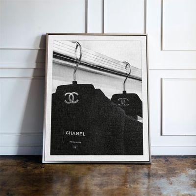 Luxury Fashion Coat Hanger Print