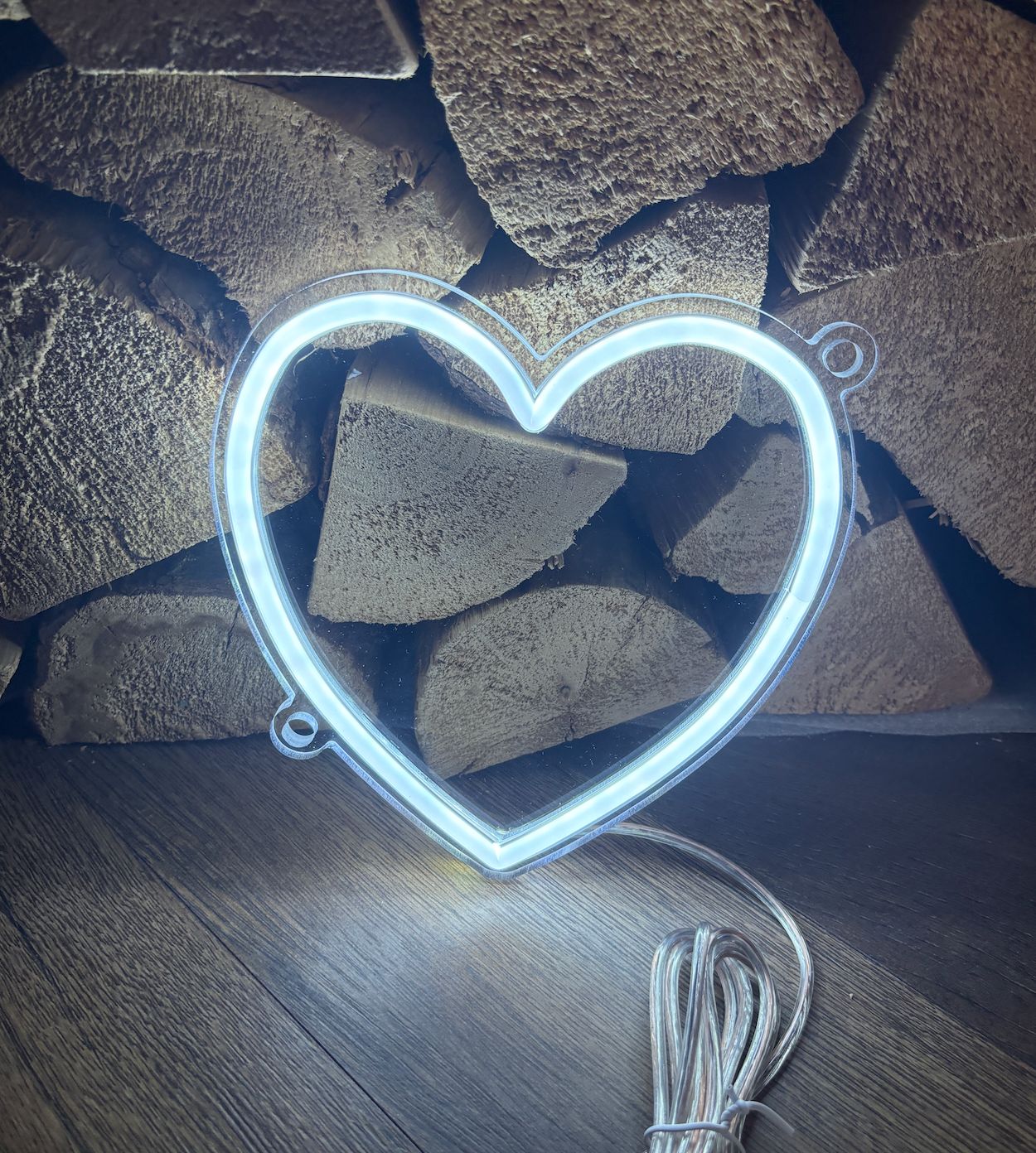 White Heart LED Neon Sign White Heart LED Neon Sign