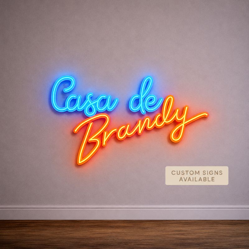 Casa de Brandy LED Neon Sign