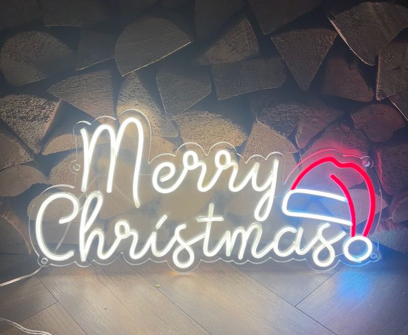 Merry Christmas Hat LED Neon Sign