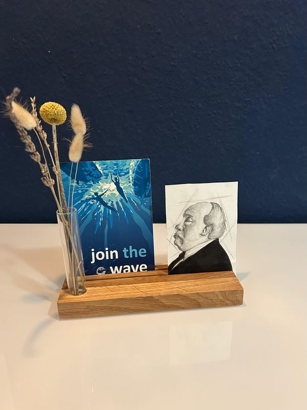 Kartenhalter mit Vase aus Eiche