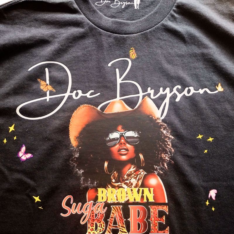 DOC BRYSON Ethnic Graphic T-shirt - BROWN SUGAR BABE