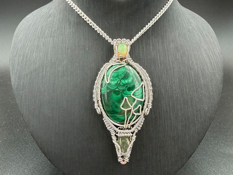 Malakit hängsmycke i Sterling Silver