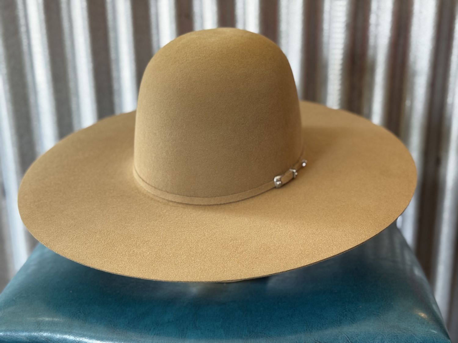RCA, Color: Pecan, Size: 7 1/8