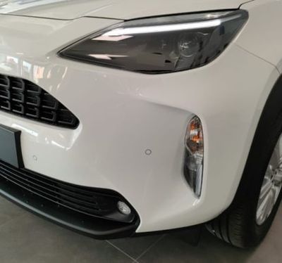Kit sensori di parcheggio anteriori compatibili Toyota Yaris Cross 2021> Kit sensori di parcheggio anteriori compatibili Toyota Yaris Cross 2021>