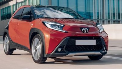 Kit sensori di parcheggio anteriori compatibili Toyota Aygo 2026> Kit sensori di parcheggio anteriori compatibili Toyota Aygo 2026>