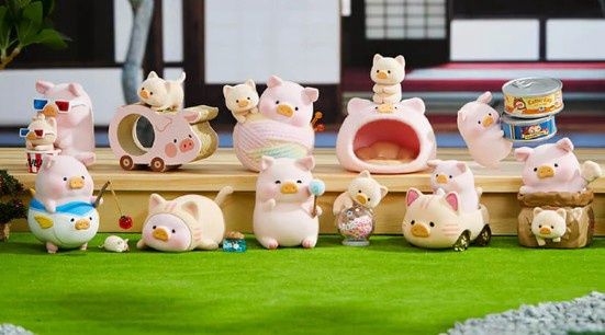 Lulu The Piggy Caturday Series Blind Box