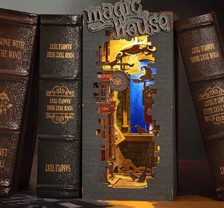 Rolife: Book Nook Shelf Insert - Magic House