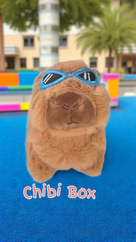 Capibara blue sunglasses