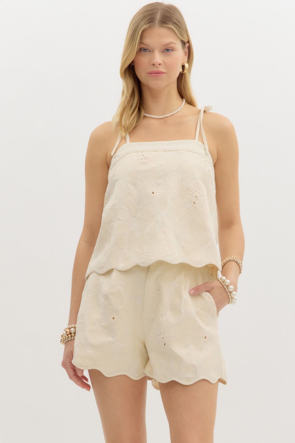 Floral Embroidered Scallop Hem Top, Color: CREAM, Size: S