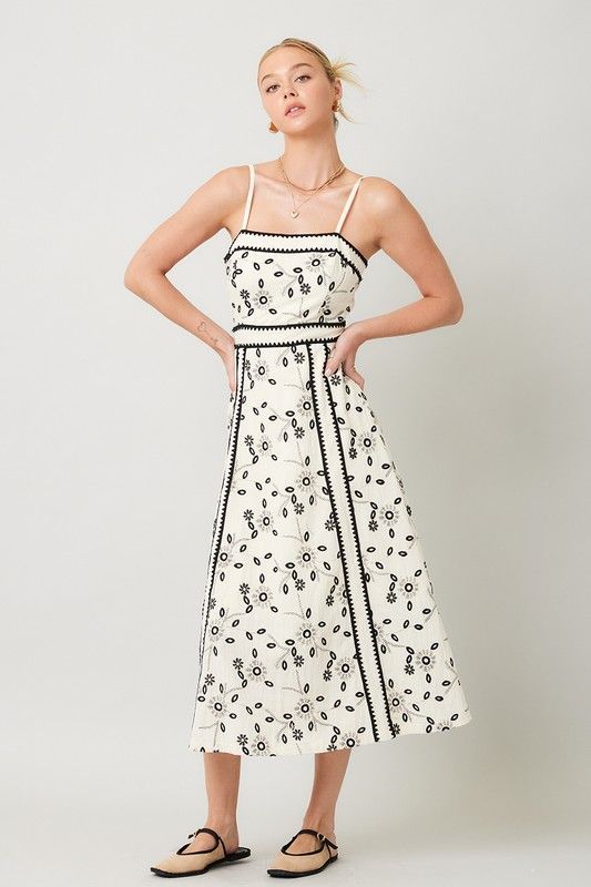 Embroidery Lace Midi Dress