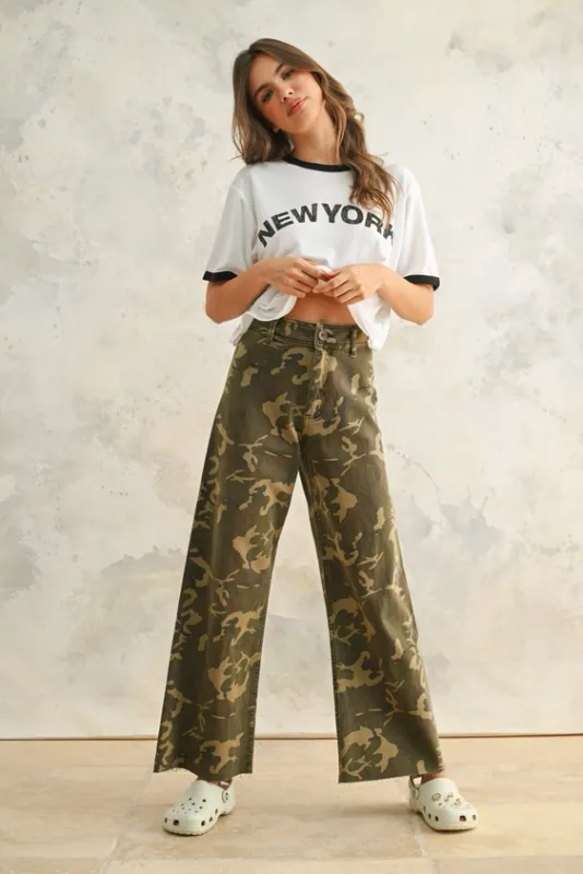 Camoflauge Print Stretch Pants