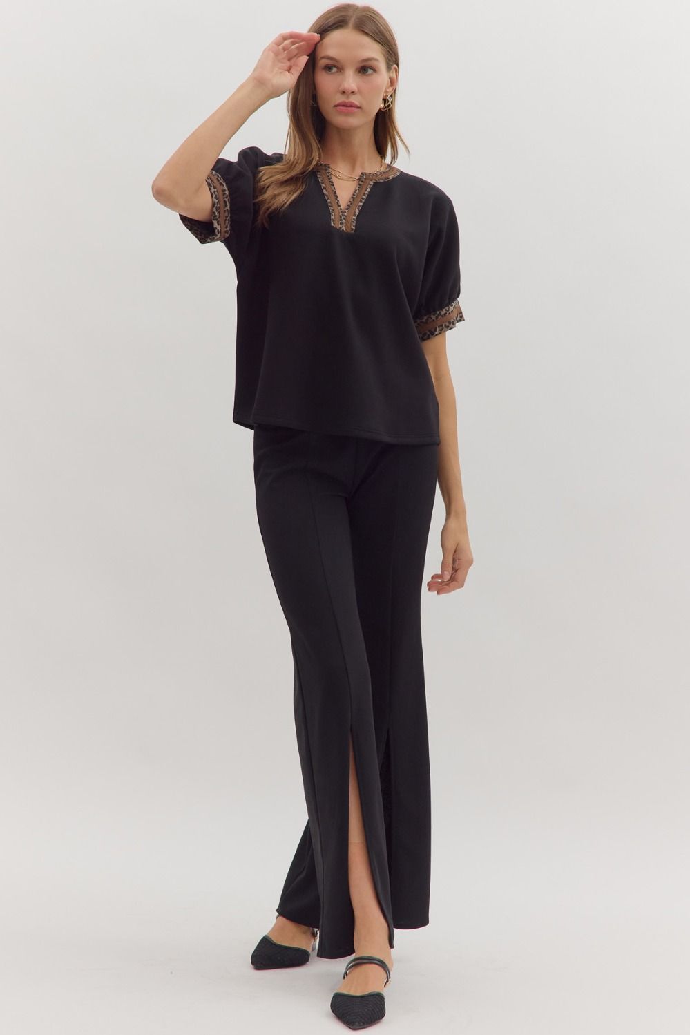 Animal Contrast Trim Vneck Top