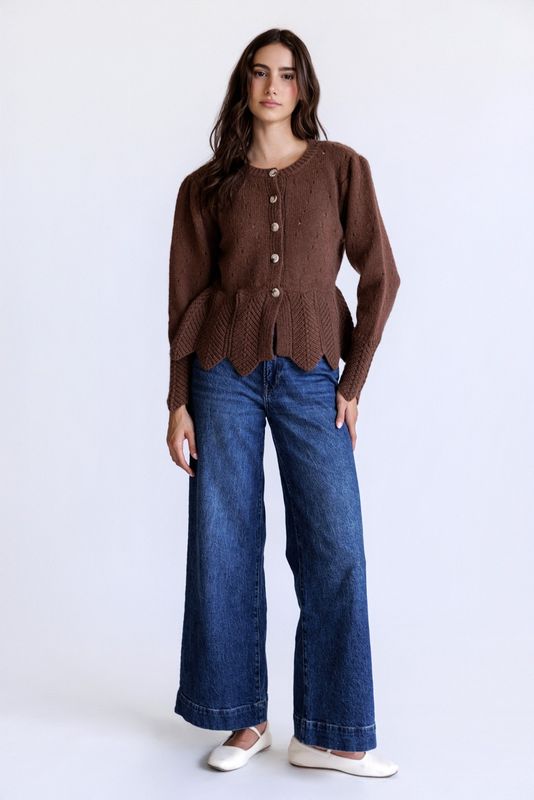 Scallop Trim Knit Cardigan