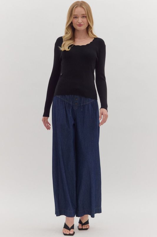 Scallop Neck Ribbed Knit Top