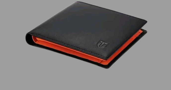 Slim Leather Bifold Wallet