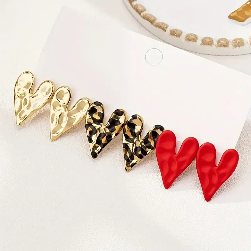 Irregular Heart Leopard Print