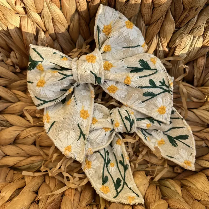Embroidered Daisy Bow Hair Clip