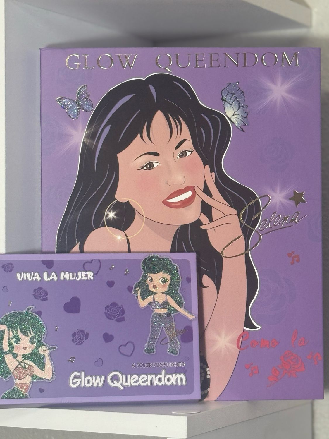 Selena Eyeshadow Pallete &amp; Highlighter Pallete