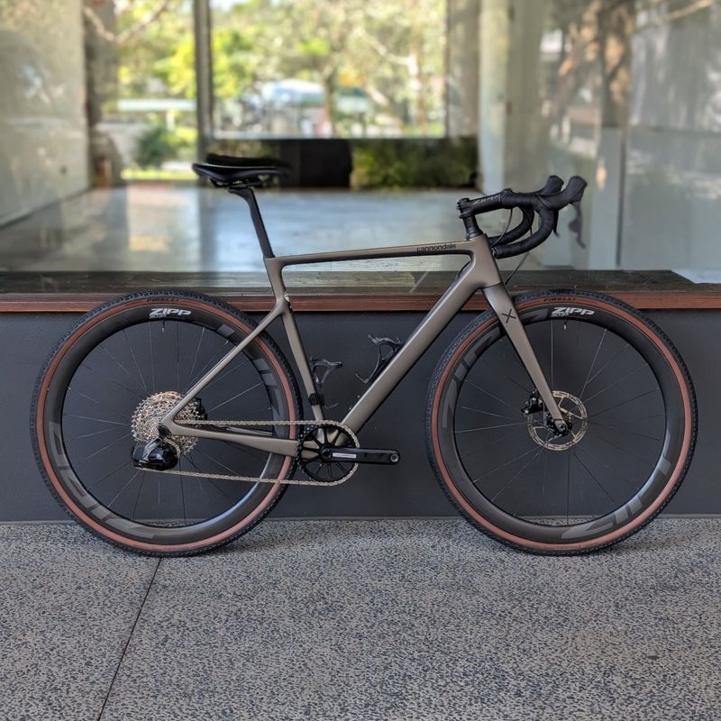 CANNONDALE SUPERSIX EVO SE W/ RIVAL &amp; ZIPP 303S 54