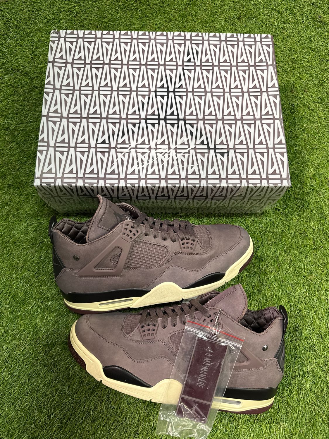 BRAND NEW AIR JORDAN 4 A MA MANIERE &quot;VIOLET ORE&quot; SIZE 13