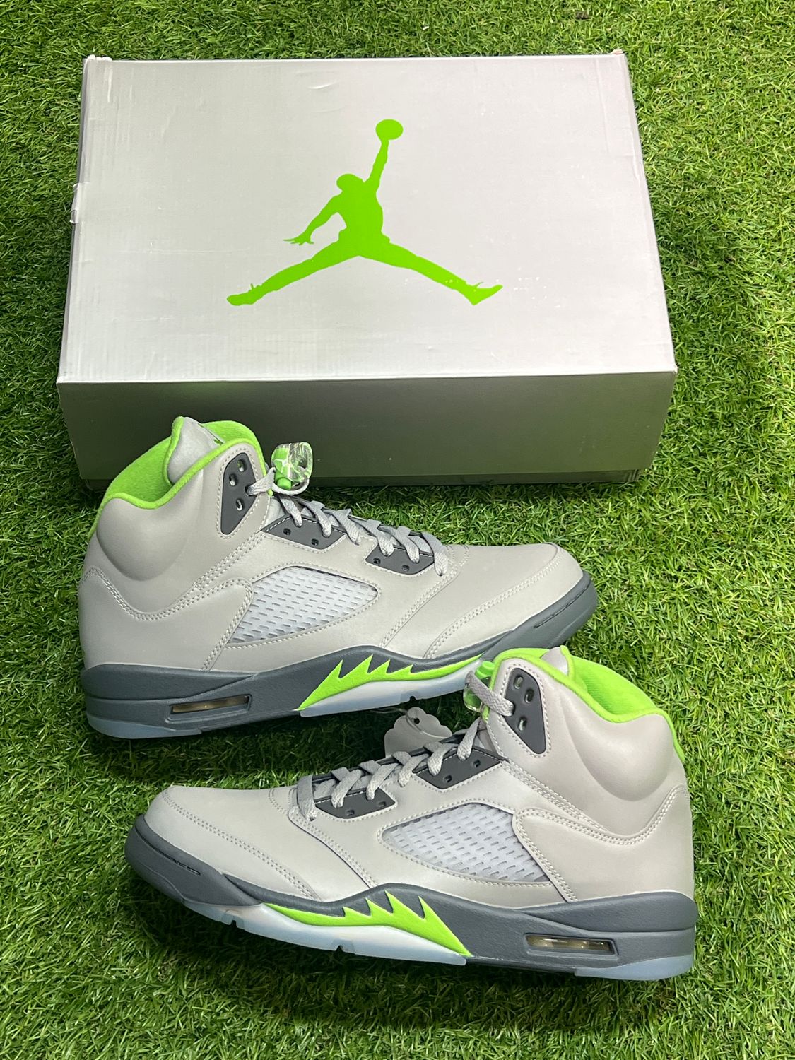BRAND NEW AIR JORDAN 5 &quot;GREEN BEAN&quot; SIZE 11.5