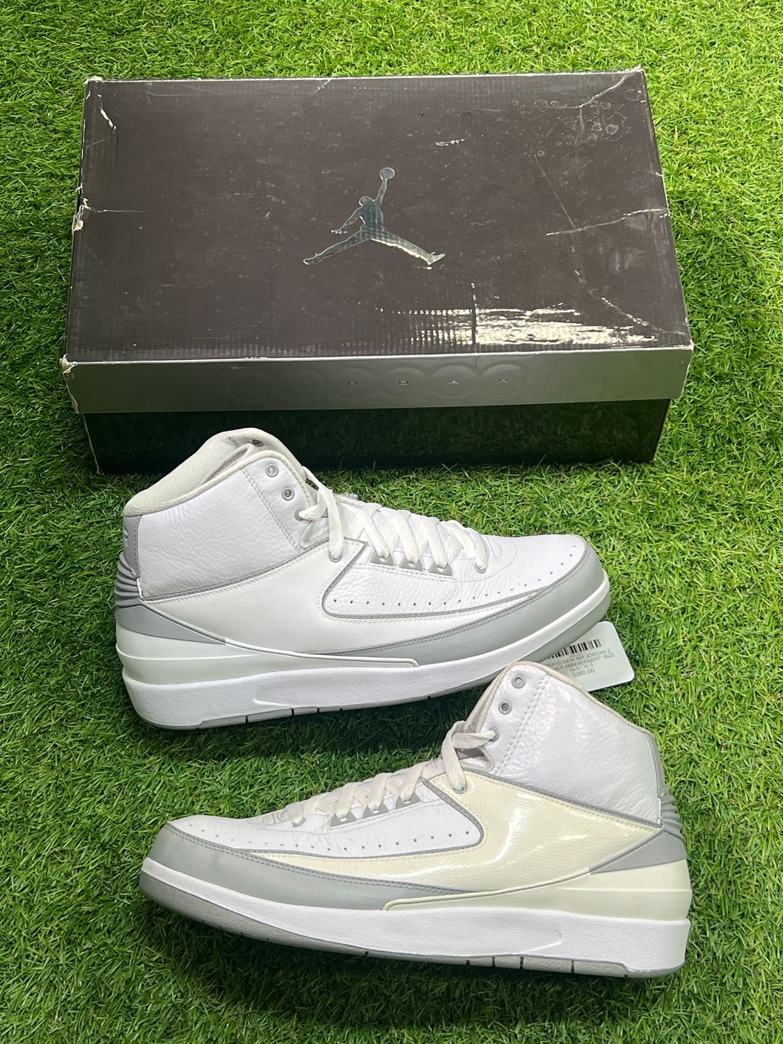 BRAND NEW AIR JORDAN 2 &quot;SILVER ANNIVERSARY&quot; SIZE 10.5