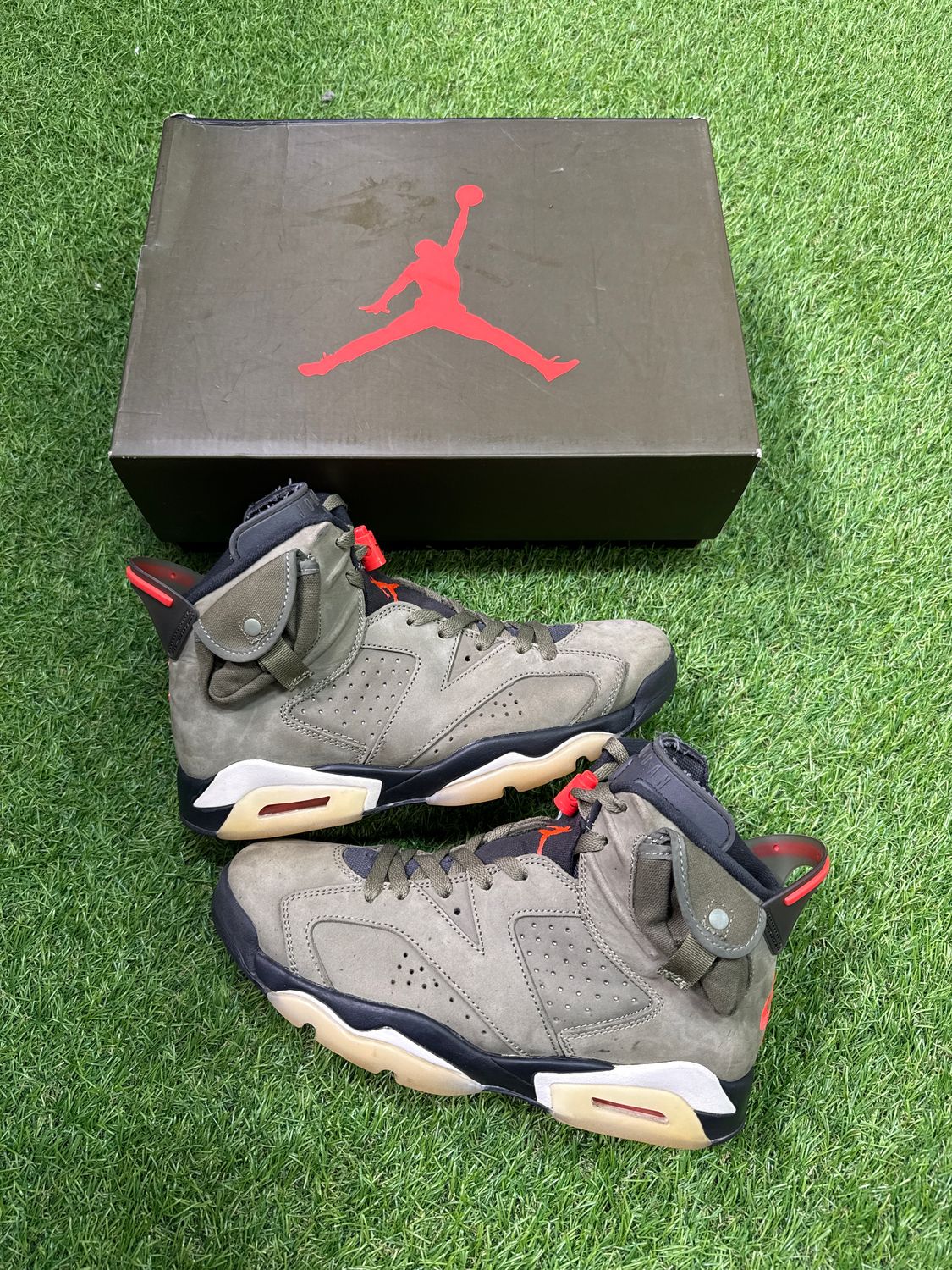 PREOWNED AIR JORDAN 6 TRAVIS SCOTT &quot;OLIVE
