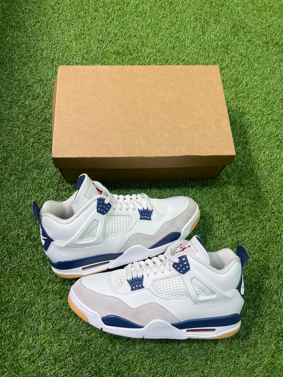PREOWNED JORDAN 4 &quot;NAVY SB&quot; SIZE 12