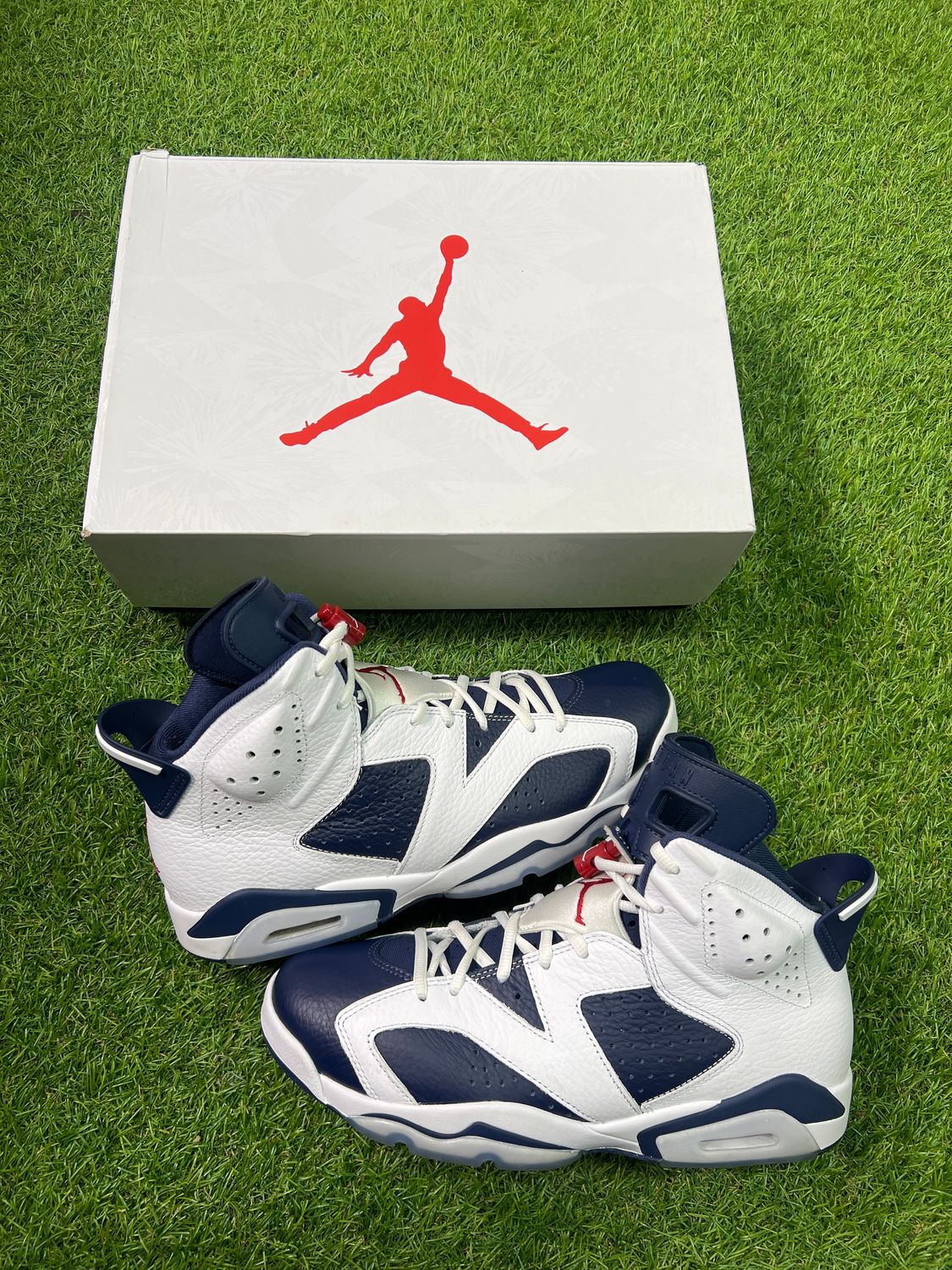 PREOWNED AIR JORDAN 6 &quot;OLYMPIC&quot; SIZE 10.5