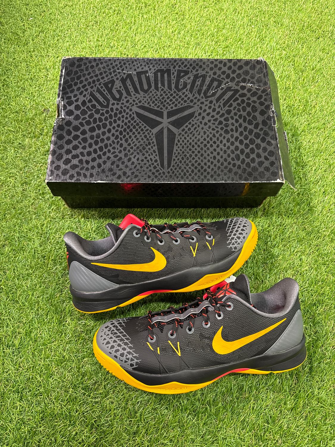 PREOWNED NIKE KOBE 4 &quot;VENOMENON BLACK&quot; SIZE 10