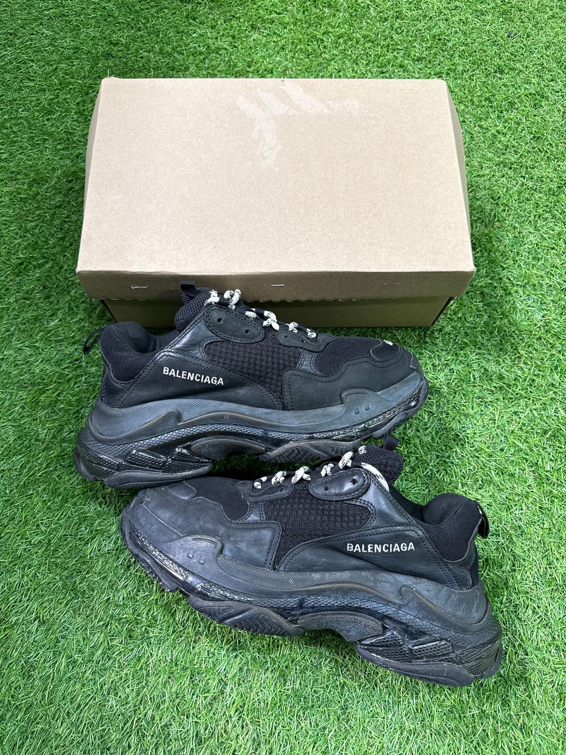 PREOWNED BALENCIAGA TRIPLE S &quot;BLACK&quot; SIZE 43 (10)