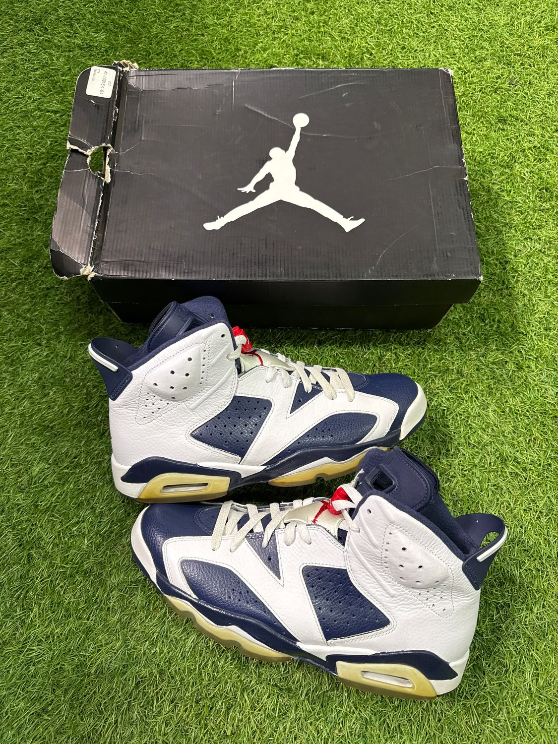 PREOWNED AIR JORDAN 6 &quot;OLYMPIC&quot; 2012 SIZE 11