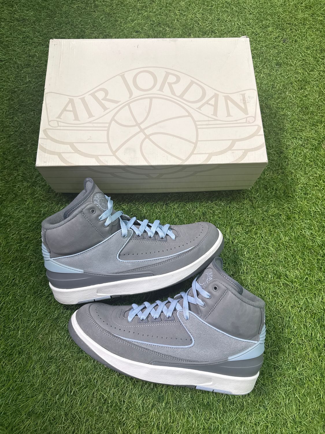 PREOWNED JORDAN 2 &quot;COOL GREY&quot;