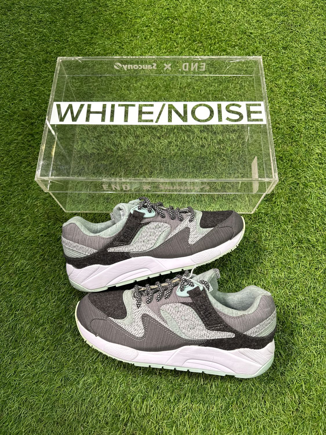 END X GRIF 9000 &quot;WHITE NOISE&quot; SIZE 8