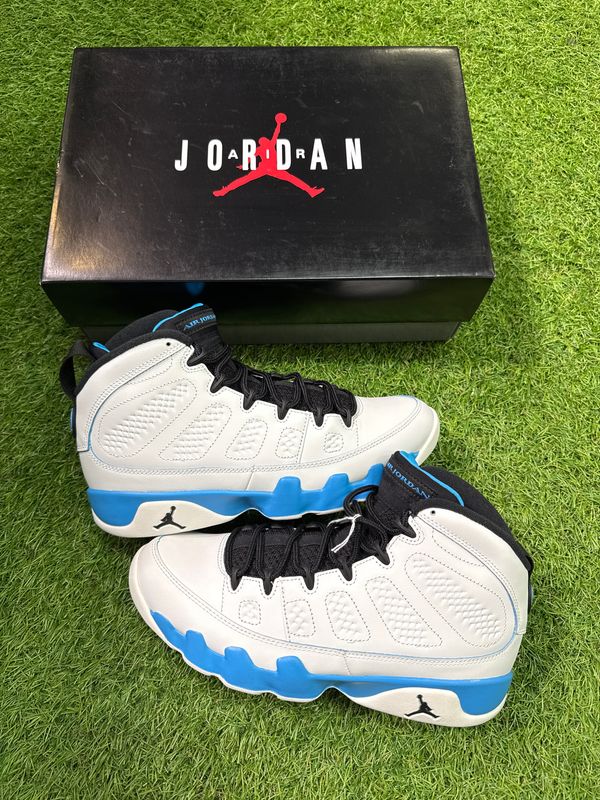 BRAND NEW JORDAN 9 "POWDER BLUE" SIZE 8.5