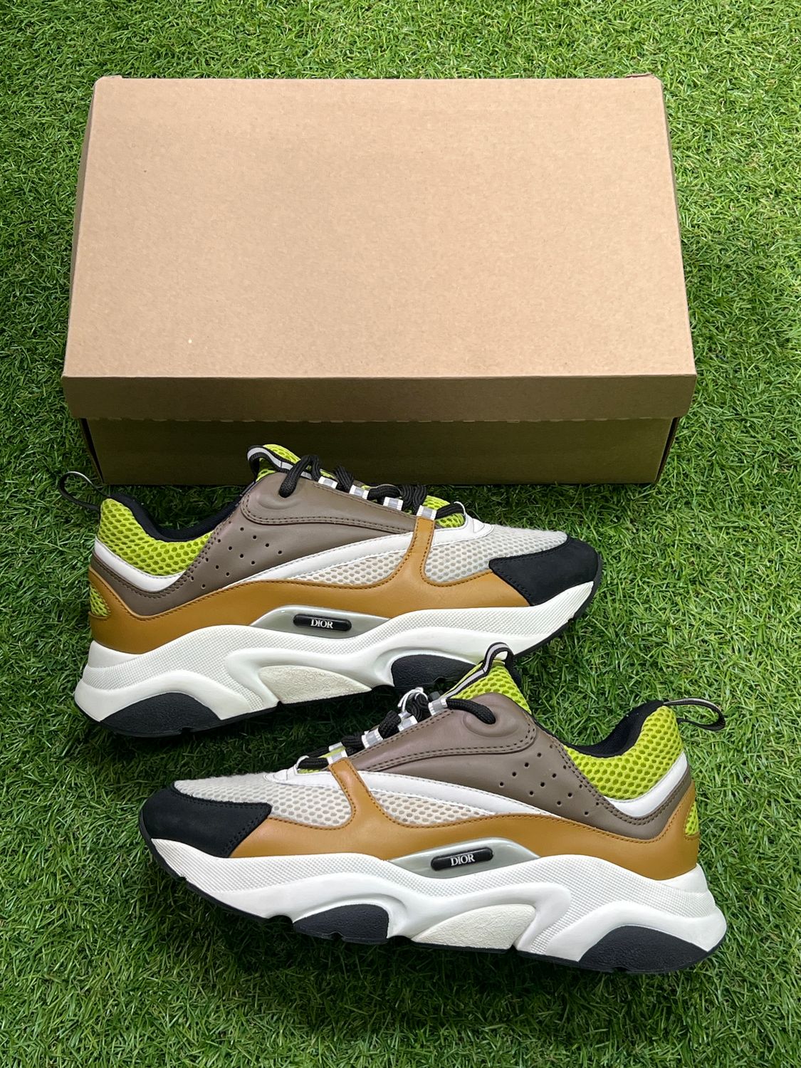 PREOWNED B22 GREEN/YELLOW SIZE &quot;42) 9